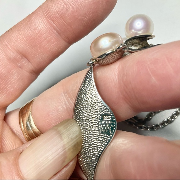 Sterling Large Pearl Y Necklace Pink + White Pearls - Picture 4 of 7